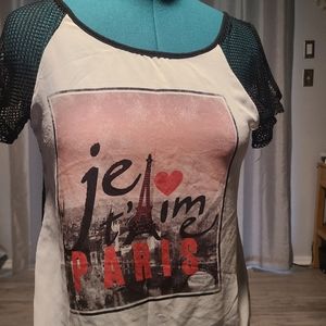 Beautiful Polyester/Mesh Paris blouse!